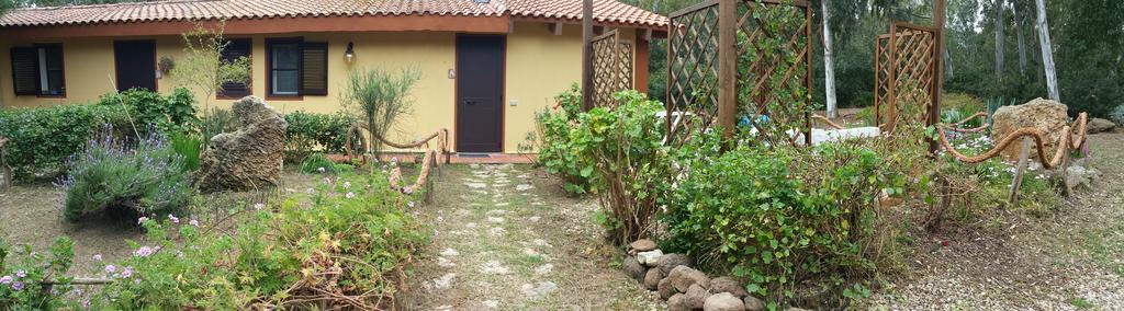 Tharros B&B Сан-Джованни-ди-Синис Экстерьер фото